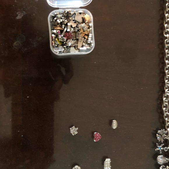 Homemade floatingcharm necklaces & real bracelets - Picture 4 of 5